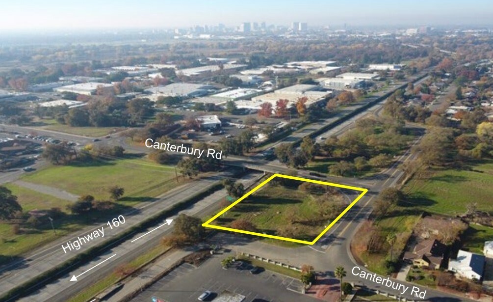 Canterbury Rd, Sacramento, CA à vendre Photo du bâtiment- Image 1 de 3