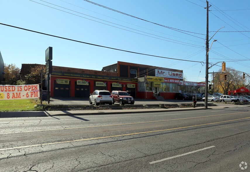 984 Barton St E, Hamilton, ON for sale - Primary Photo - Image 1 of 1