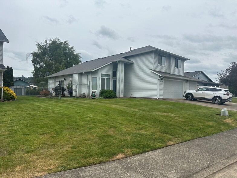 1625 SE Cortland Ave, Dallas, OR for sale - Building Photo - Image 2 of 8