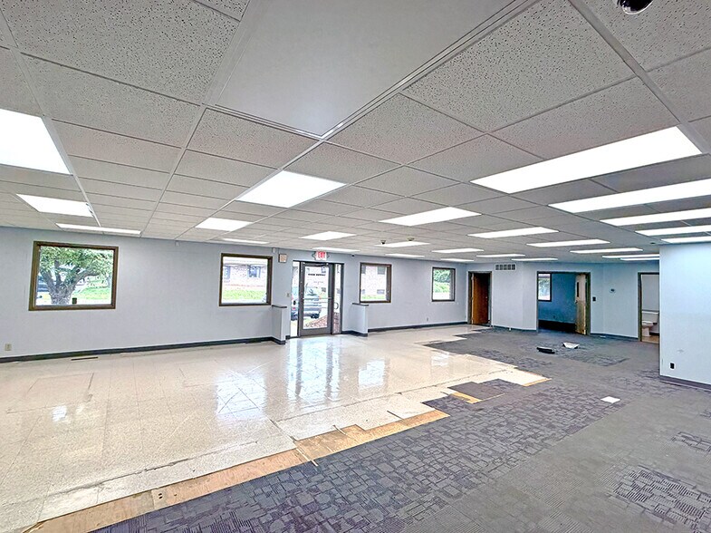 2900 Frank Scott Pky W, Belleville, IL à vendre - Photo du bâtiment - Image 3 de 14