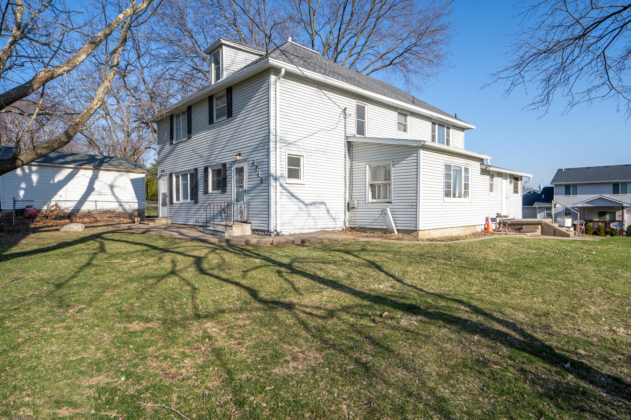 8717 Urbandale Ave, Urbandale, IA à vendre Photo principale- Image 1 de 28