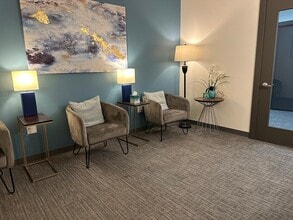 1750 112th Ave NE, Bellevue, WA for lease Interior Photo- Image 2 of 7