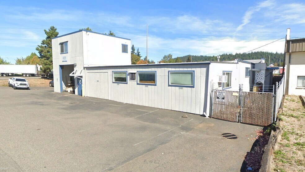 9980 SE Highway 212, Clackamas, OR à vendre - Photo du bâtiment - Image 2 de 4