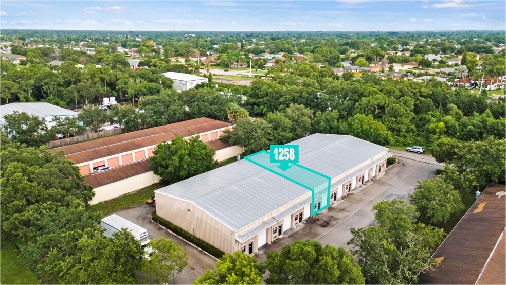 1250-1264 SW Biltmore St, Port Saint Lucie, FL à vendre - Photo du bâtiment - Image 2 de 31