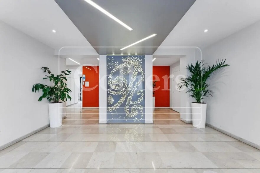 130-136 Rue Victor Hugo, Levallois-Perret for lease - Lobby - Image 1 of 13