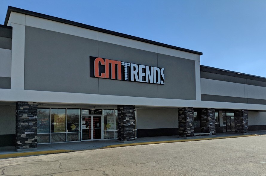 2513-2666 Maple Point Dr, Lafayette, IN à louer - Photo du bâtiment - Image 3 de 6