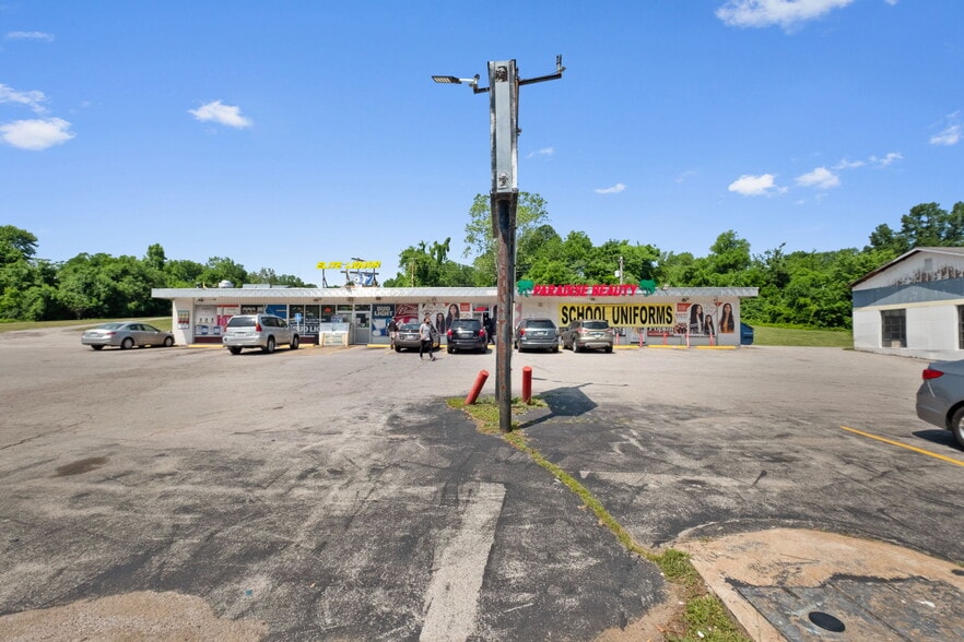 9895-9897 Halls Ferry Rd, Saint Louis, MO for sale - Building Photo - Image 1 of 10