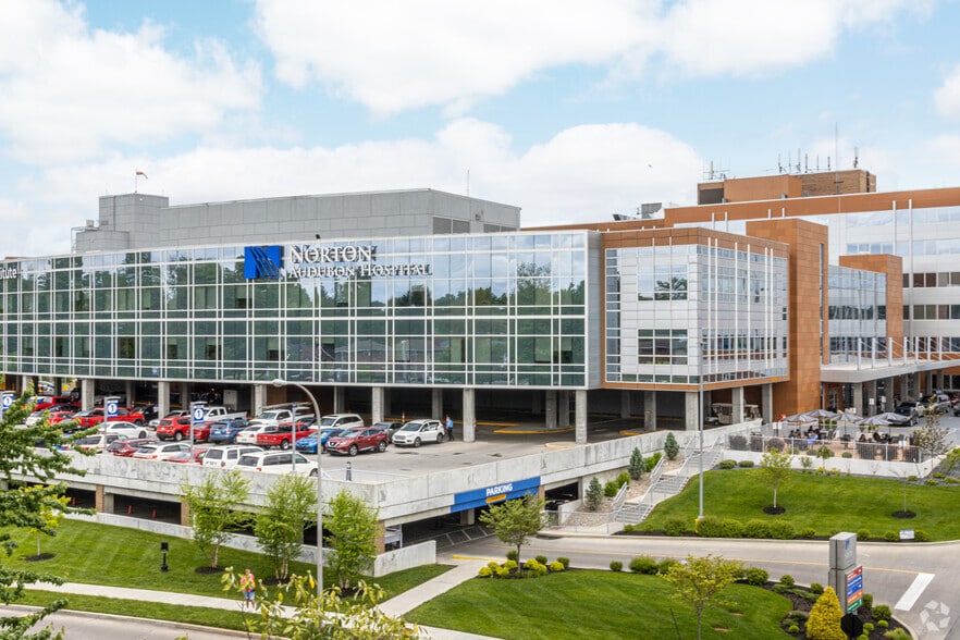 3 Audubon Plaza Dr, Louisville, KY for lease - Primary Photo - Image 1 of 4