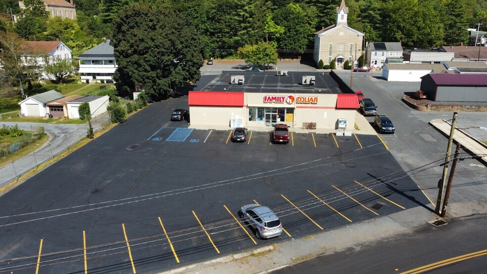 14 Spring St, Tremont, PA à vendre - Photo du bâtiment - Image 2 de 4