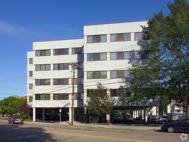 21 Mayor Thomas J McGrath Hwy, Quincy, MA for lease - Building Photo - Image 2 of 8