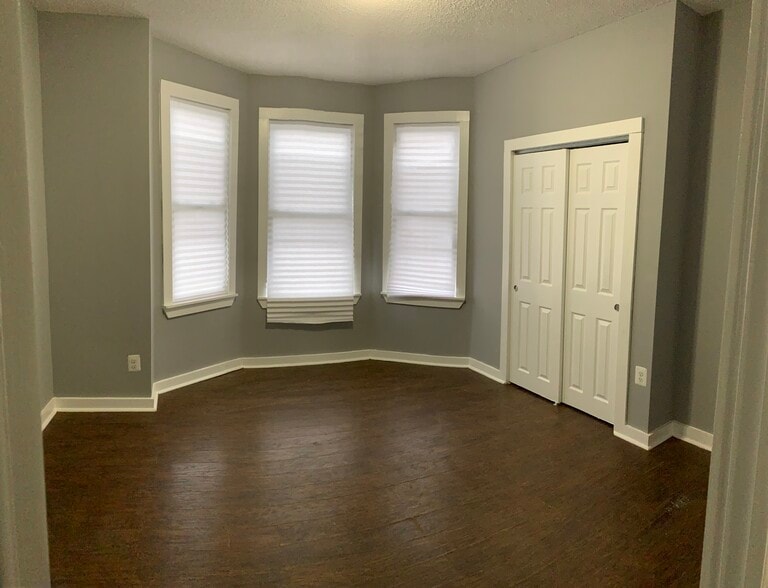 233 N Ramsey St, Philadelphia, PA for sale - Interior Photo - Image 2 of 4