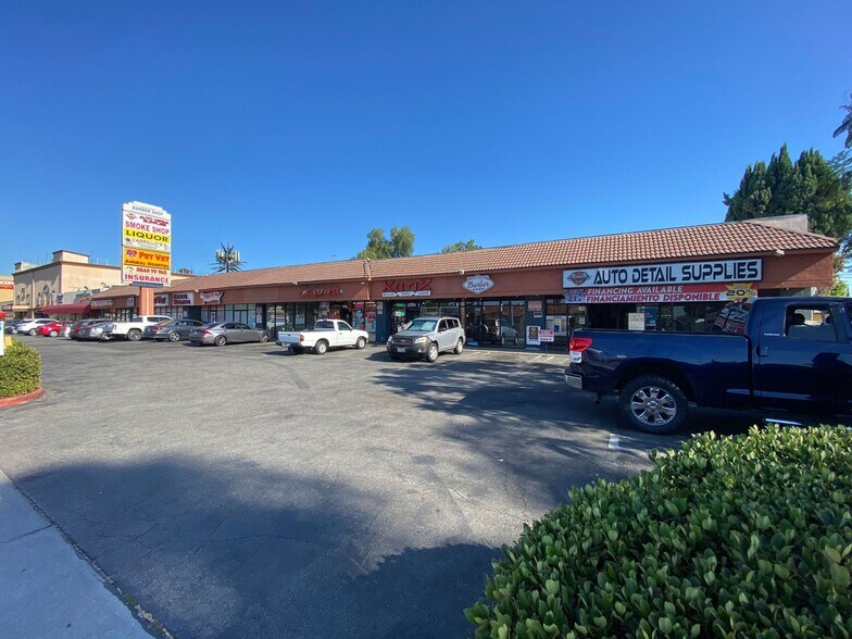 19744-19760 Sherman Way, Winnetka, CA à louer - Photo du bâtiment - Image 3 de 8