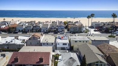 514 W Balboa Blvd, Newport Beach, CA - Aerial  map view