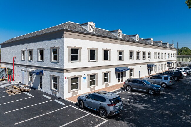 Plus de détails pour 4627 Arnold Ave, Naples, FL - Bureau, Industriel à louer