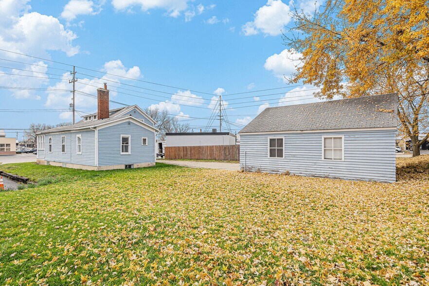 3981 White St SW, Grandville, MI à vendre - Photo du bâtiment - Image 3 de 11