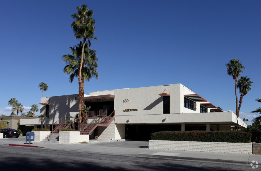 160 N Luring Dr, Palm Springs, CA for lease - Primary Photo - Image 1 of 4