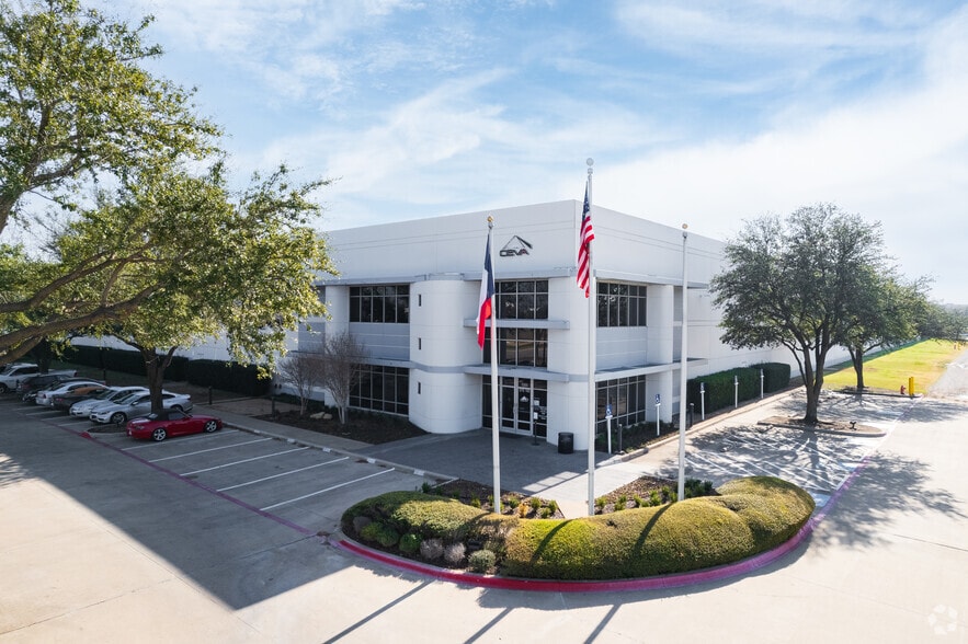 5300 Alliance Gateway Fwy, Fort Worth, TX à louer - Photo principale - Image 1 de 4