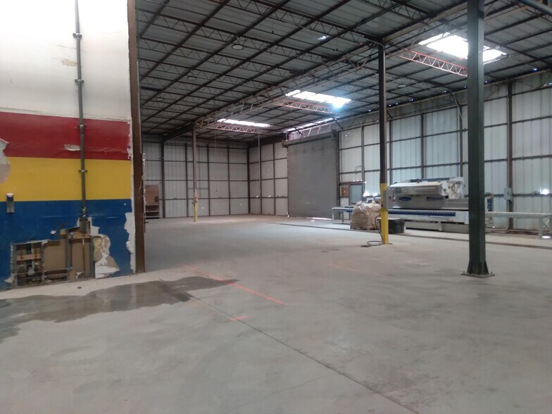 911 W Amador Ave, Las Cruces, NM à vendre - Photo du bâtiment - Image 2 de 15