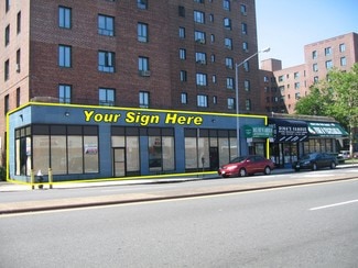 Plus de détails pour 2132-2138 E Tremont Ave, Bronx, NY - Commerce de détail à louer