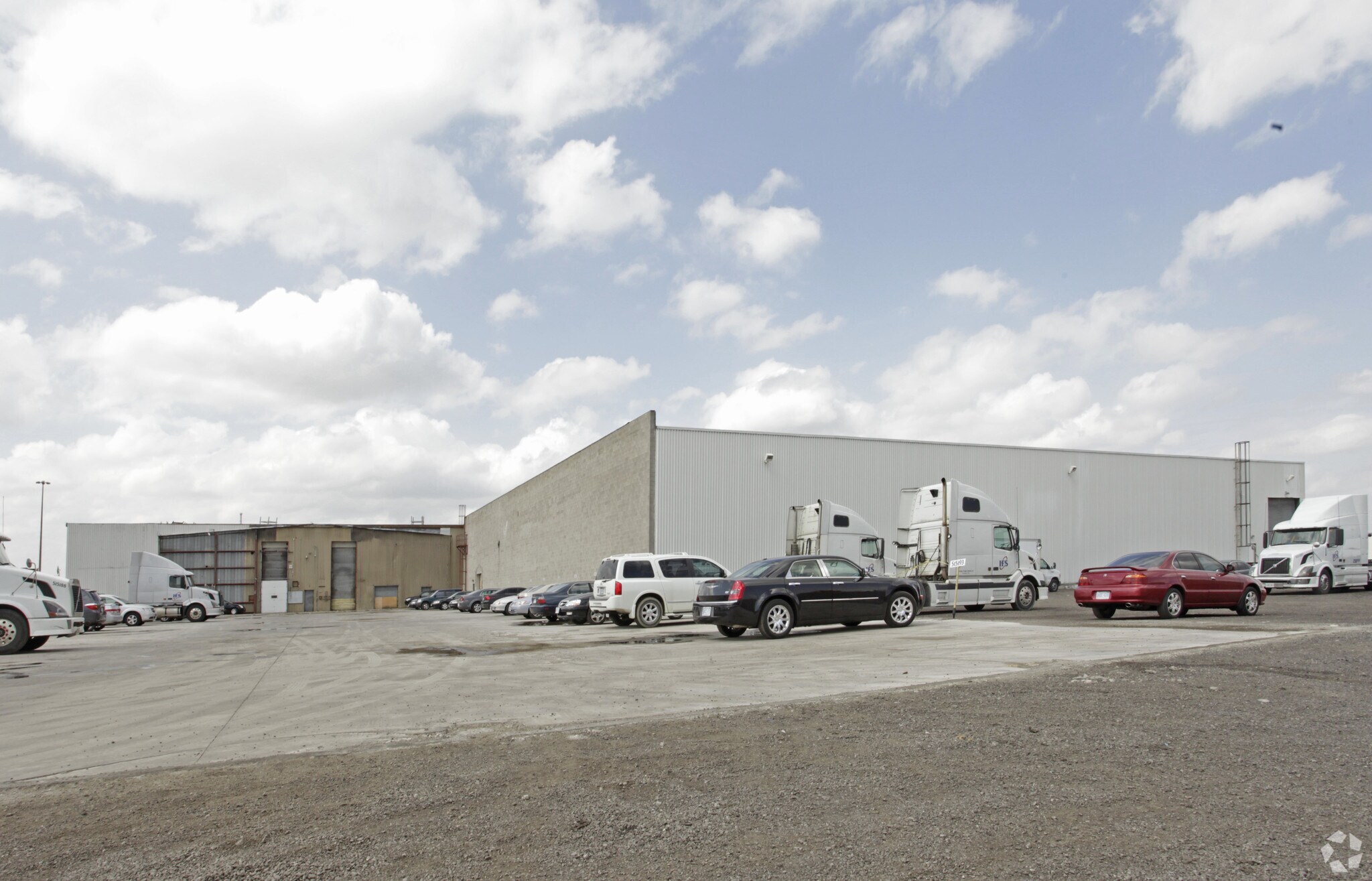 110 Glidden Rd, Brampton, ON à vendre Photo du bâtiment- Image 1 de 1