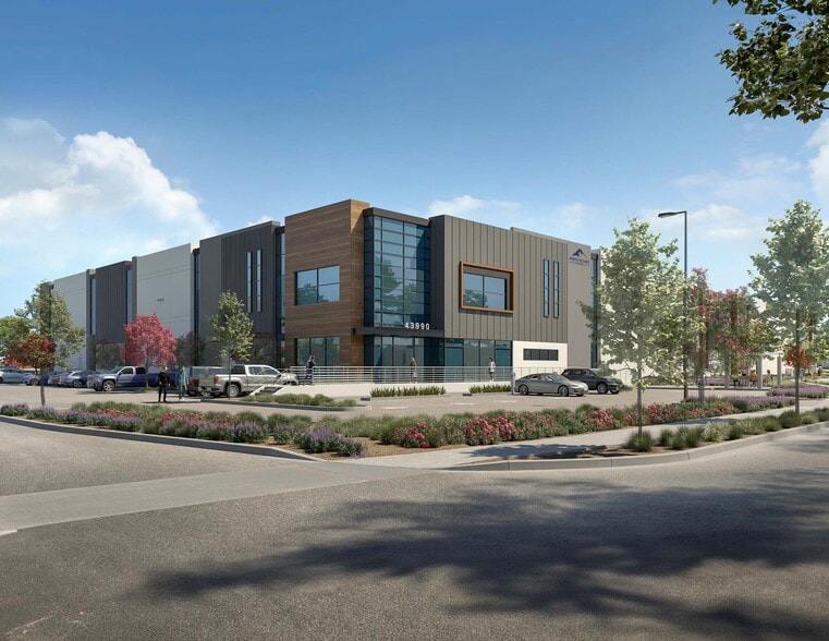 43990 Fremont Blvd, Fremont, CA for lease - Building Photo - Image 1 of 1