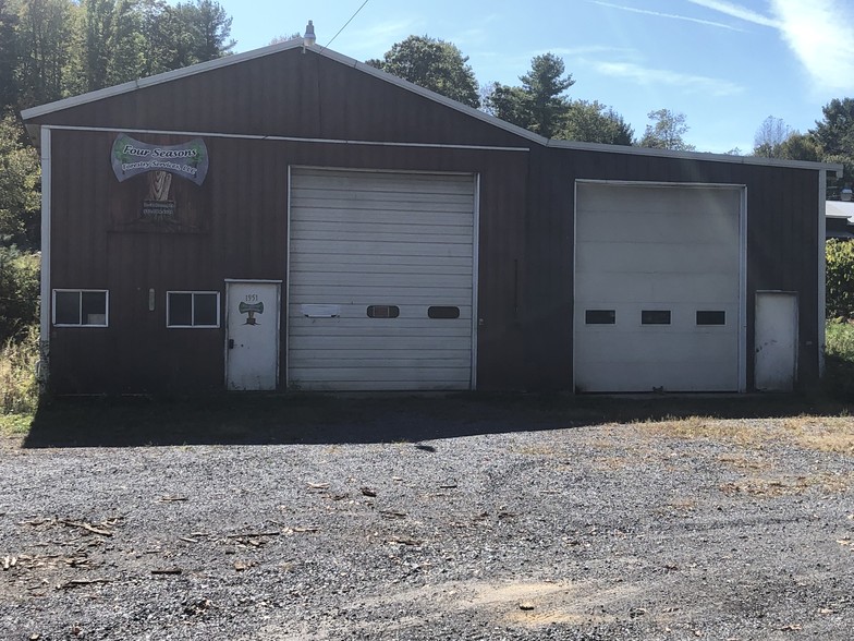 1951 Little Plum Run Rd, Lock Haven, PA for sale - Building Photo - Image 1 of 1