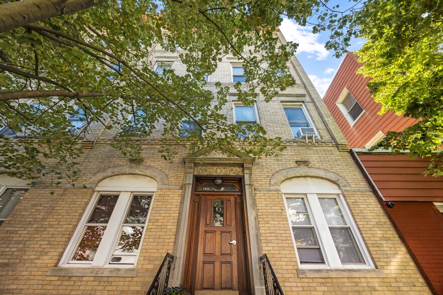 59 Newell St, Brooklyn, NY for sale - Building Photo - Image 1 of 21