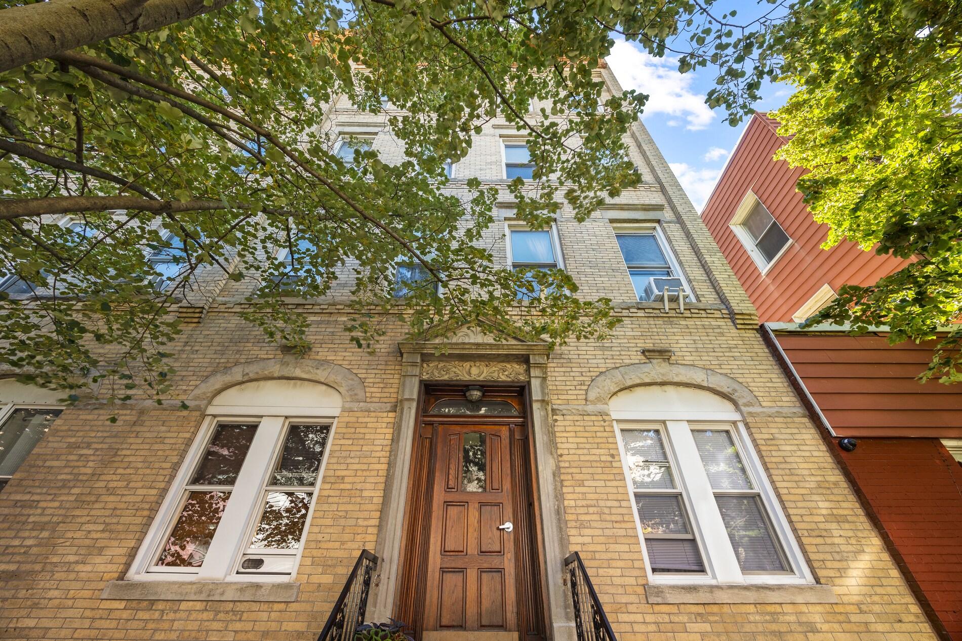 59 Newell St, Brooklyn, NY à vendre Photo du bâtiment- Image 1 de 22