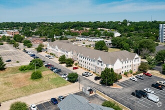 300 W Romeo B Garrett Ave, Peoria, IL - Aerial  map view - Image1