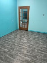 302 E Howard St, Hibbing, MN for lease Interior Photo- Image 2 of 5