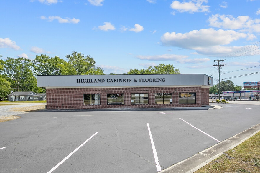 1409 Clinton Rd, Fayetteville, NC for lease - Building Photo - Image 3 of 10