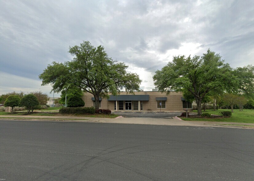 8134 Exchange Dr, Austin, TX for lease - Building Photo - Image 2 of 23