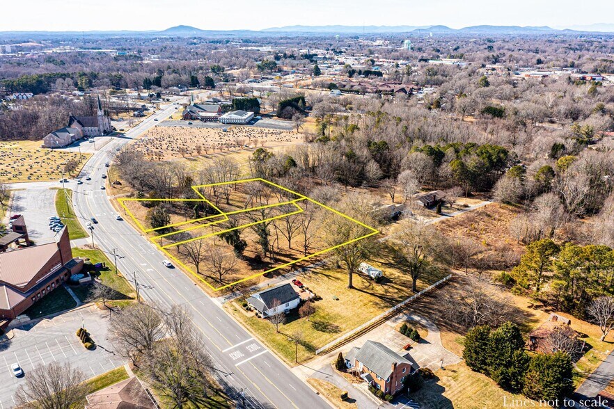 2321 Springs Rd, Hickory, NC à vendre - Aérien - Image 2 de 2