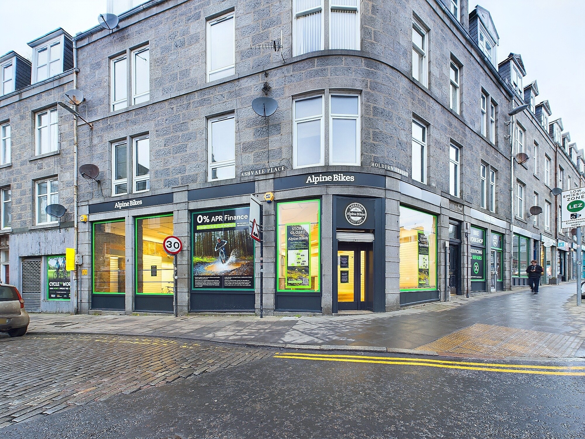 60-70 Holburn St, Aberdeen à vendre Photo du bâtiment- Image 1 de 4