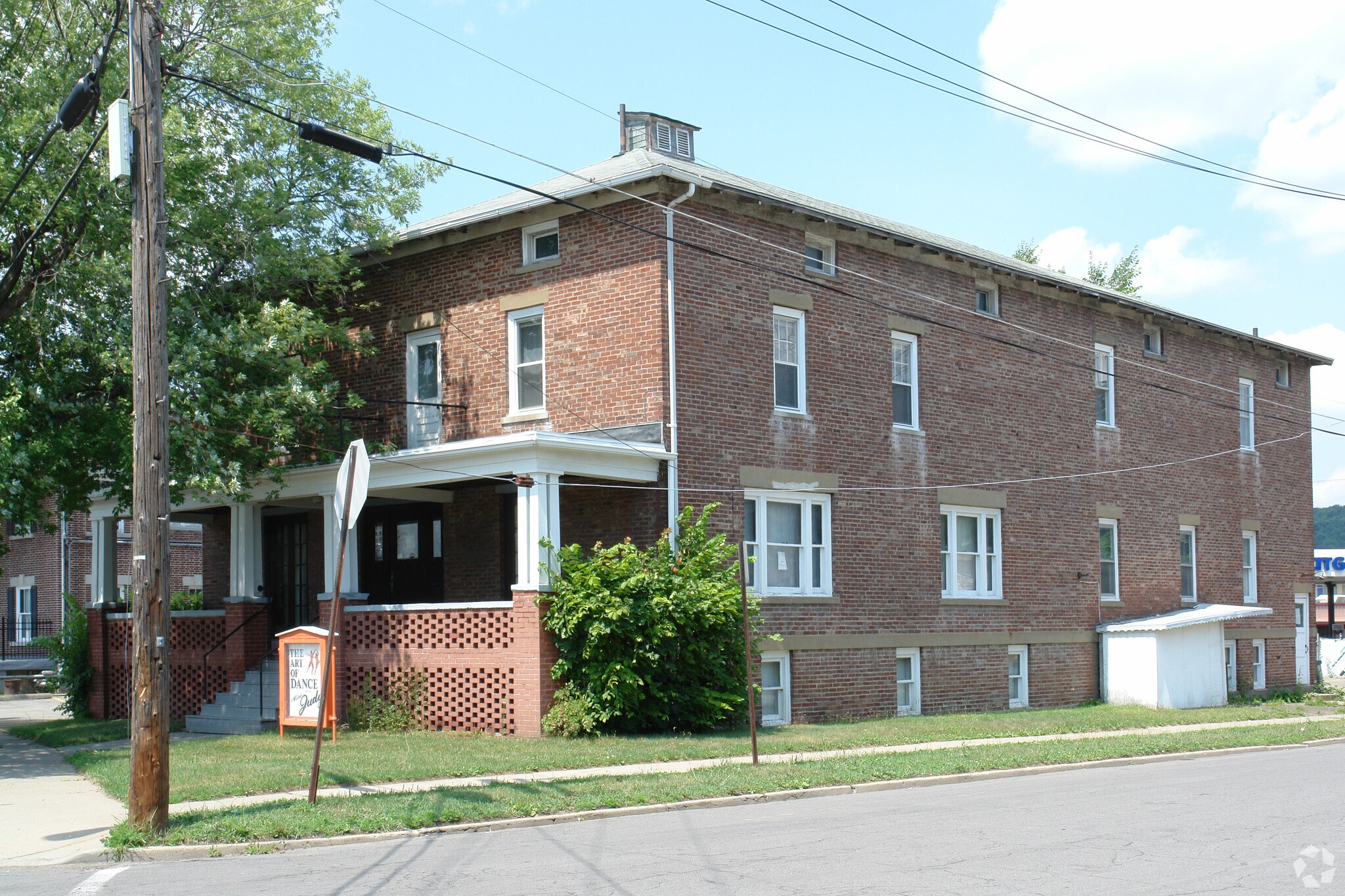 1311 Riverview Dr, Endicott, NY for sale Primary Photo- Image 1 of 1