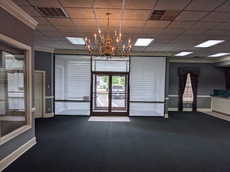 105 Dearborn St, Great Falls, SC à vendre - Photo intérieure - Image 2 de 10