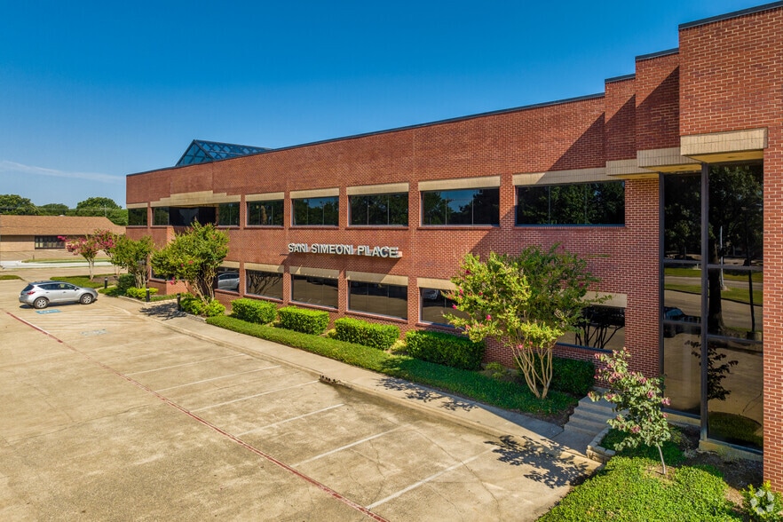 2121 W Spring Creek Pky, Plano, TX for lease - Building Photo - Image 3 of 21