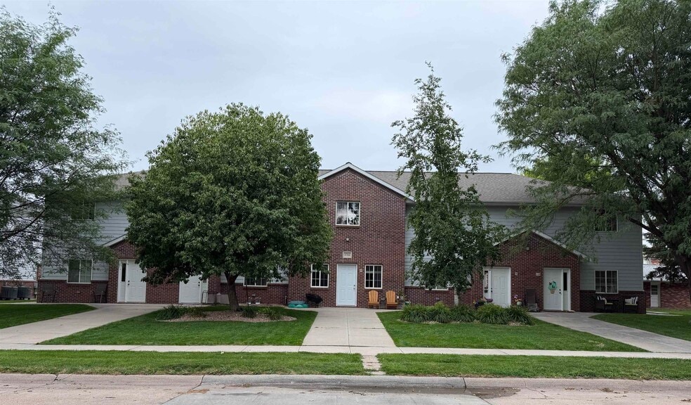3704 I Ave, Kearney, NE for sale - Building Photo - Image 2 of 6