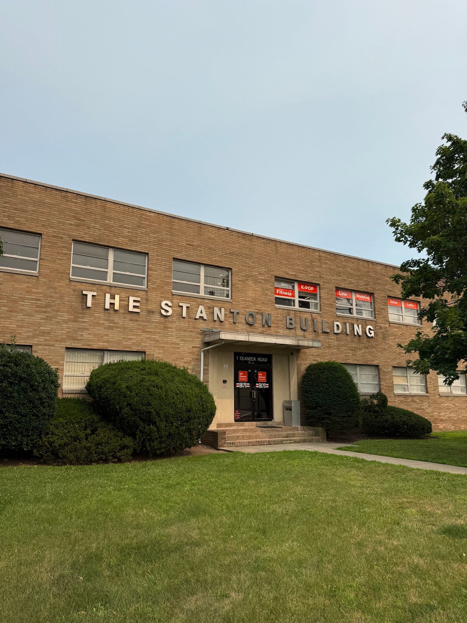 11 Teaneck Rd, Ridgefield Park, NJ for lease Interior Photo- Image 1 of 7