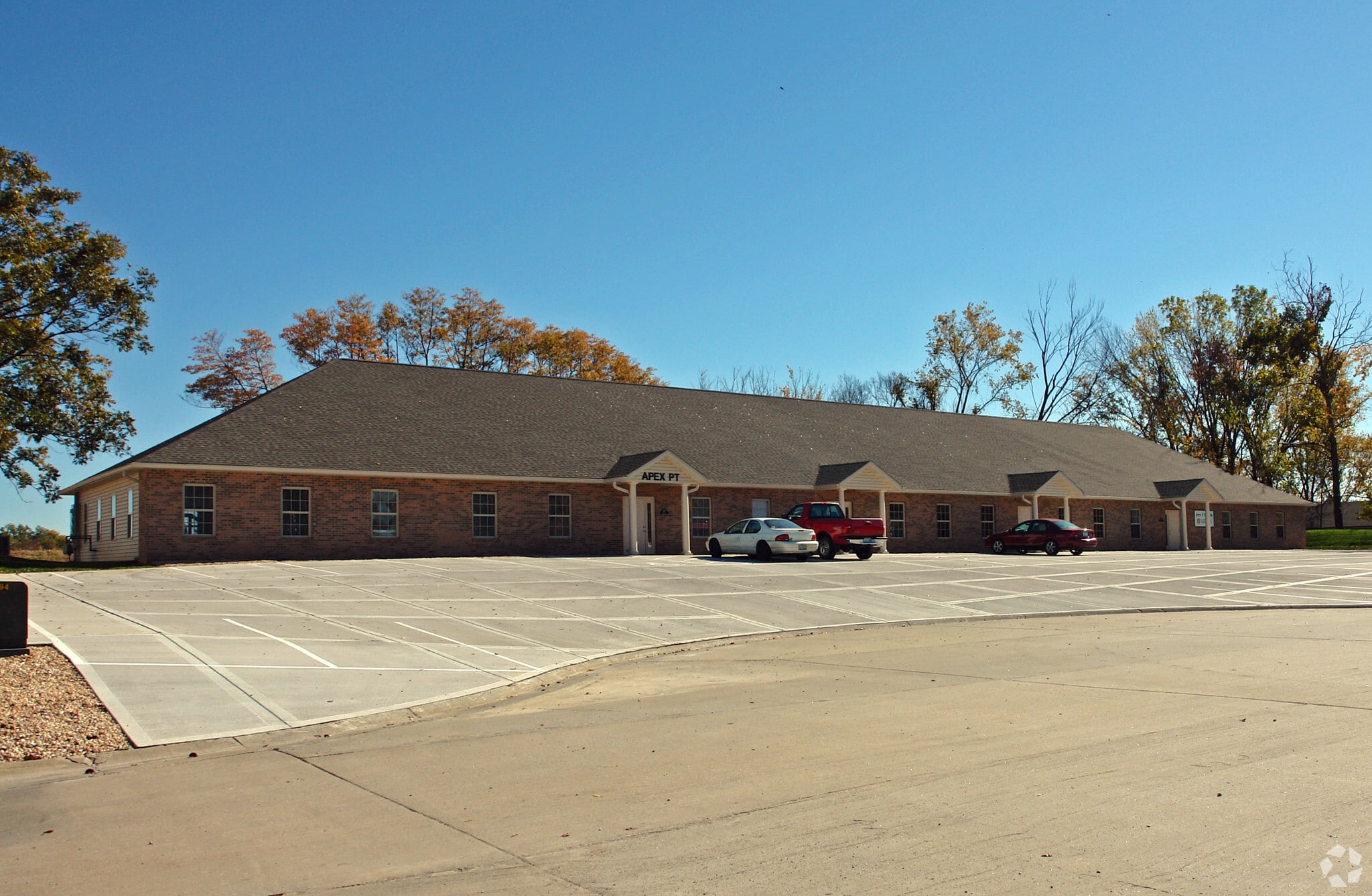144 Lincoln Place Ct, Belleville, IL for sale Primary Photo- Image 1 of 57
