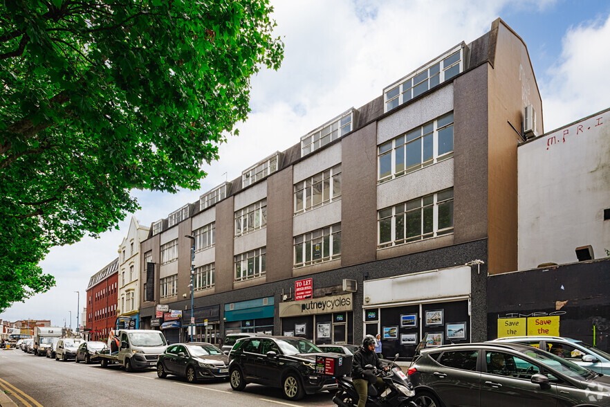 329-339 Putney Bridge Rd, London for sale - Primary Photo - Image 1 of 2