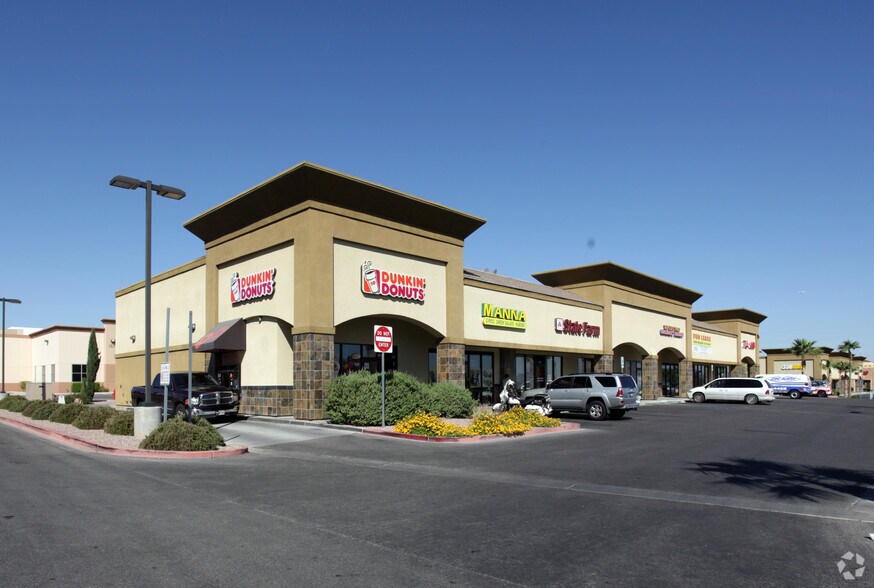 171 N Gibson Rd, Henderson, NV à louer - Photo principale - Image 2 de 15