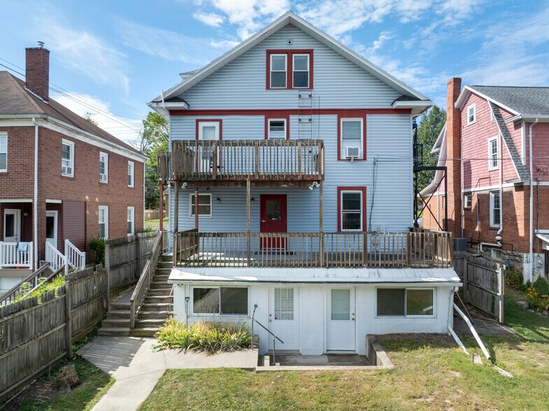 129 S Sparks St, State College, PA à louer - Photo du bâtiment - Image 3 de 36