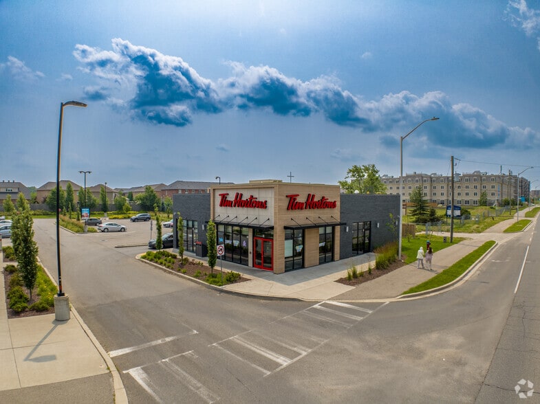 600-612 Santa Maria Blvd, Milton, ON for sale - Primary Photo - Image 1 of 1