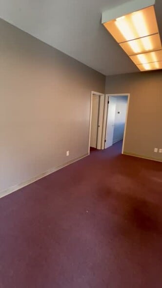 705 Veterans Blvd, Redwood City, CA for sale - Commercial Listing Video - Image 2 of 22