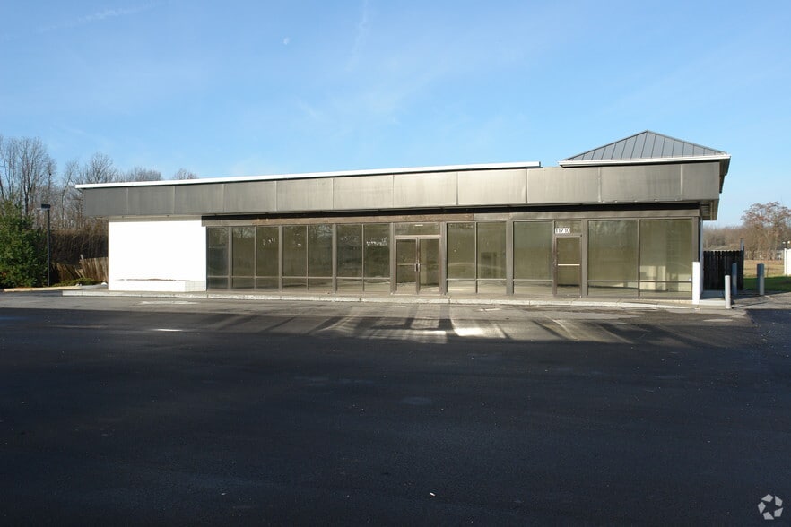 11710 Dixie Hwy, Louisville, KY for sale - Building Photo - Image 3 of 10