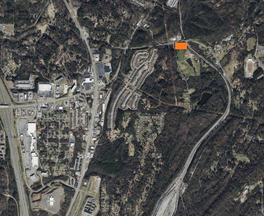 650 Black Creek Rd, Fultondale, AL for lease Primary Photo- Image 1 of 11