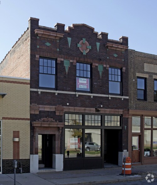 5874 Delmar Blvd, Saint Louis, MO à vendre - Photo principale - Image 2 de 2