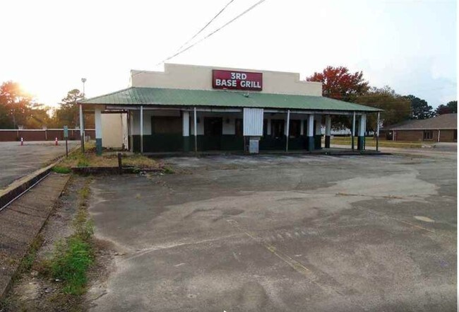 Plus de détails pour 7904 Memorial Pky SW, Huntsville, AL - Commerce de détail à vendre