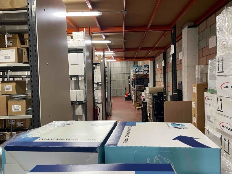 Industriel dans Torrejón de Ardoz, Madrid à louer - Photo principale - Image 1 de 9
